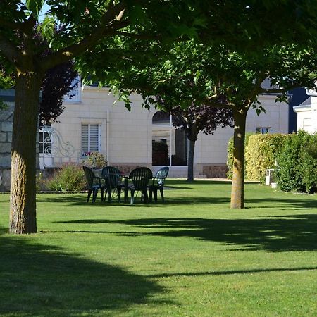 Les Chambres D Hotes Du Lavoir Restigné Eksteriør bilde
